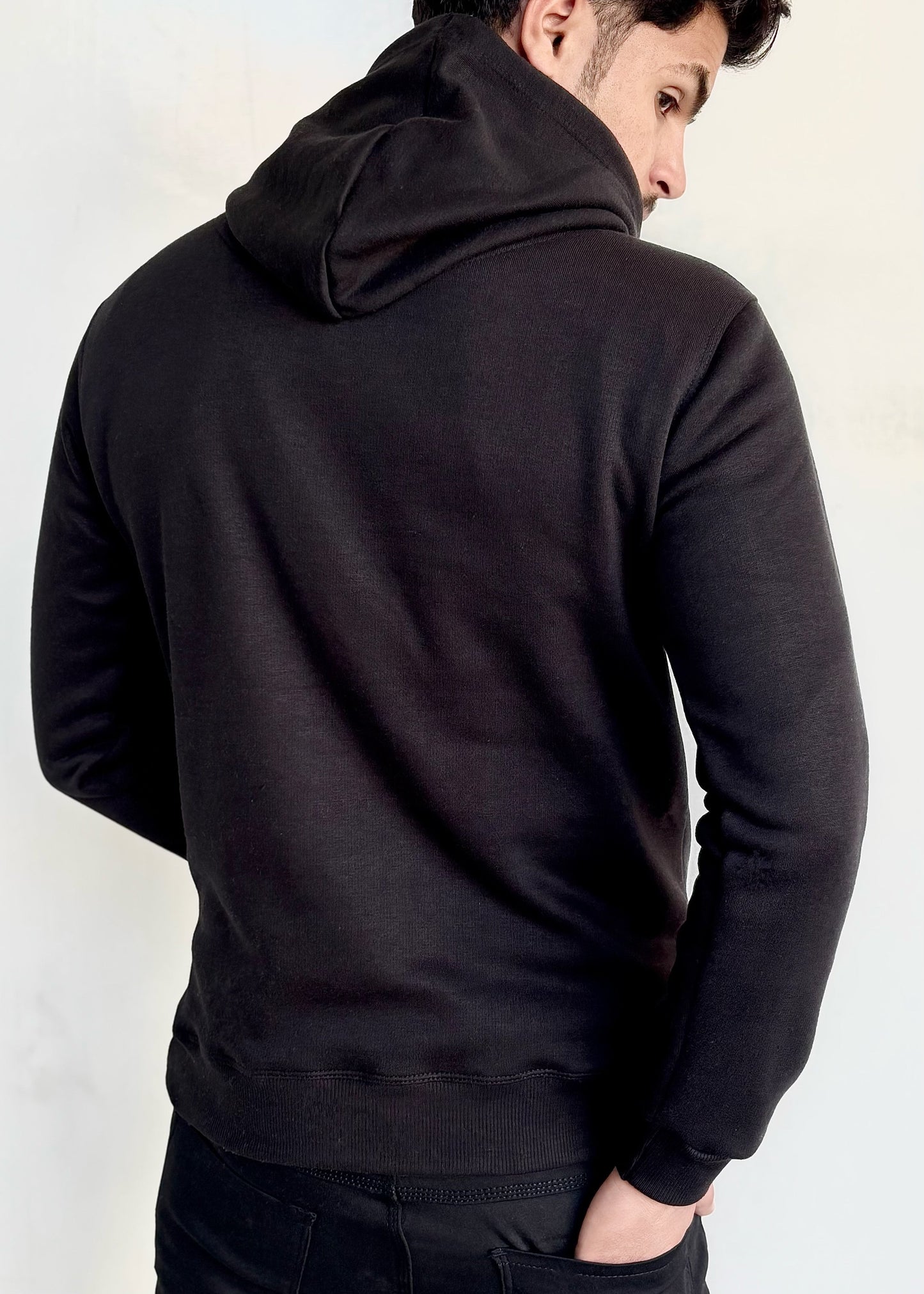 0.03 COMFORTABLE HOODIE WITH UNIQUE STYLE-BLACK
