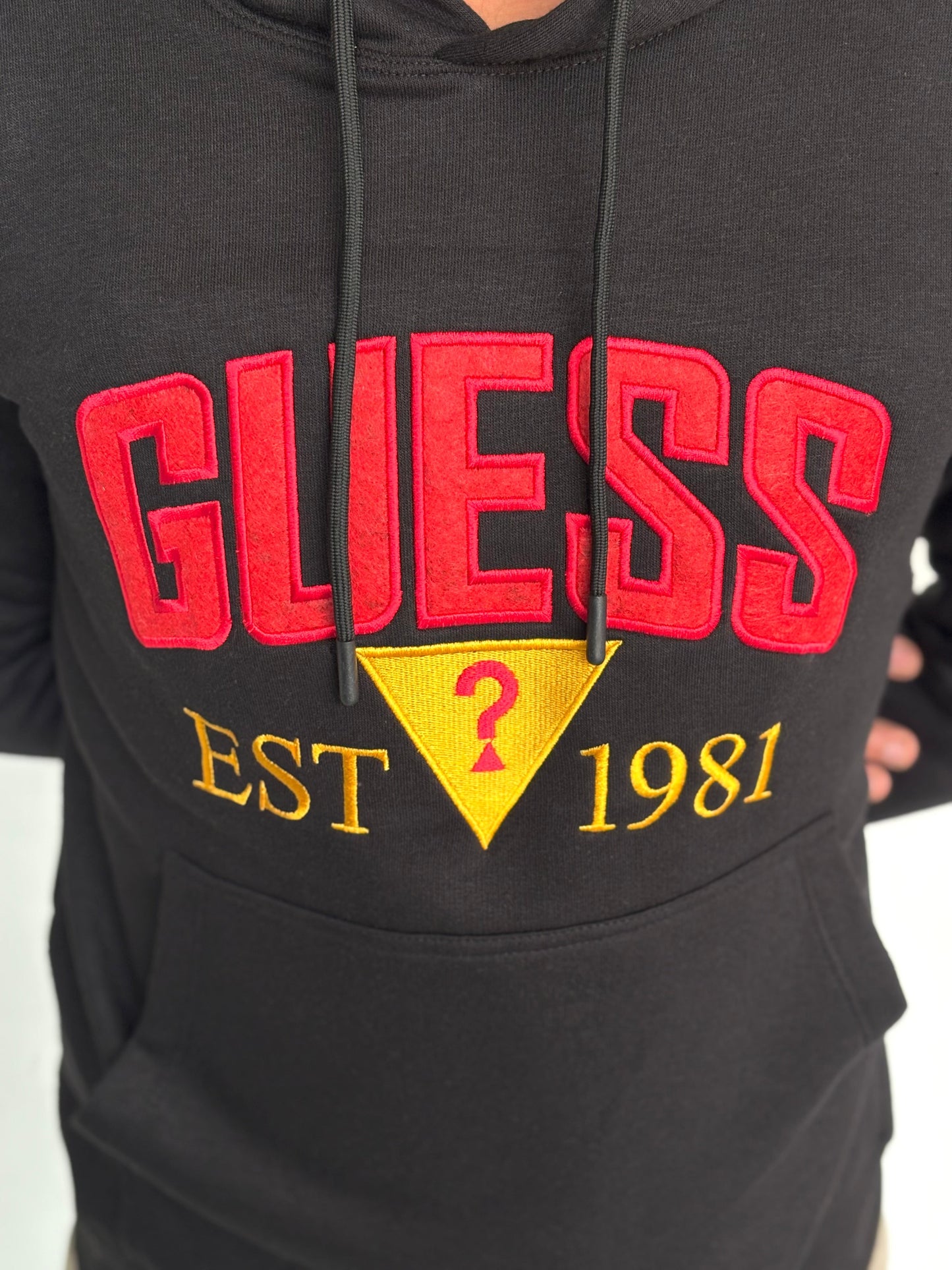 0.03 COMFORTABLE HOODIE WITH UNIQUE STYLE-BLACK